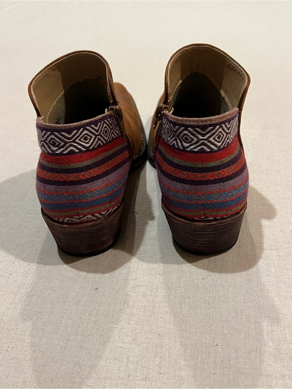 Roper Serape Heel Booties Snip Toe Cowgirl Boots Rodeo Country Western Size 6.